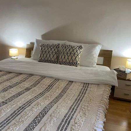 Sellada Apartament - Free Private Parking,Ac,Wi-Fi Карей Экстерьер фото